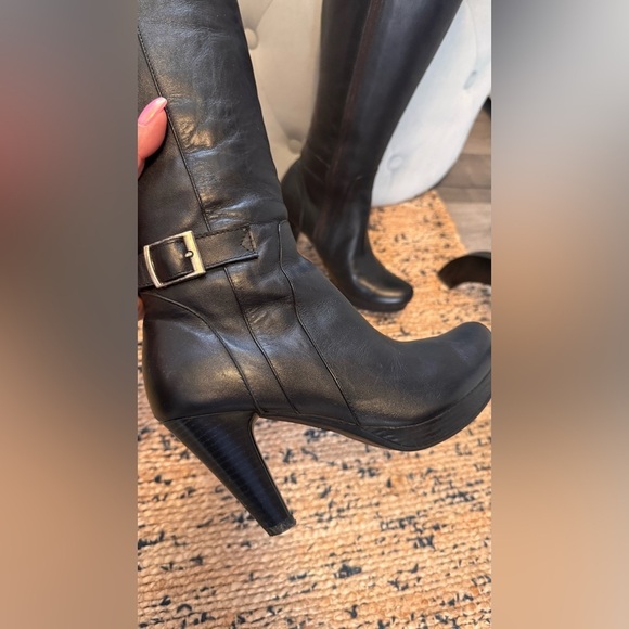 100% natural Leather Heeled Boots in black,used once - Picture 5 of 14